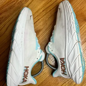 Hoka One One Arahi 7 “Frost Rose Gold” Size 9W B NO BOX thumbnail 2