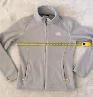North Face Women’s Fleece Jacket Size M Gray thumbnail 7