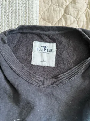 Hollister Crewneck Sweater thumbnail 2