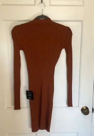 Lulus Mockneck Sweater dress XS thumbnail 5
