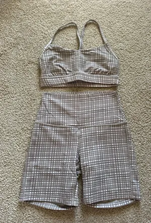 Lululemon gingham set thumbnail 1