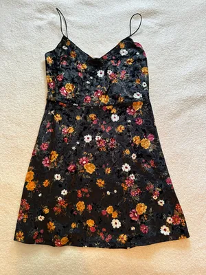 Garage Dress thumbnail 1