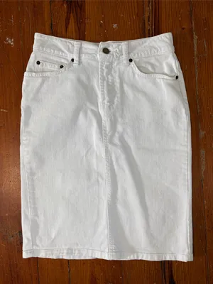 Garnet Hill White Denim Pencil Skirt Size 00 thumbnail 1