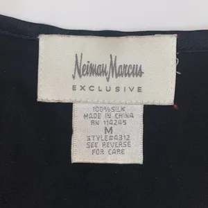 Neiman Marcus black 💯 silk satin v neckline sleeveless blouse. Pull on. Size M. thumbnail 5