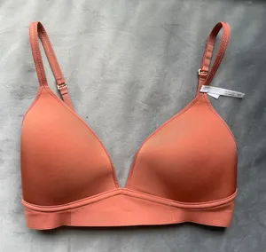 NWT  wireless bra thumbnail 1