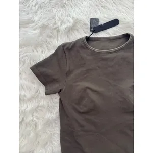 Nike Skims Ribbed Seamless Short Sleeve Top Dusty Oakmoss / Dune Size Medium thumbnail 6