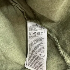 Gap Size Medium Shirt Green Long Sleeve Crew Neck‎ Tee Basic Everyday Casual Top thumbnail 4