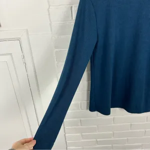 Lularoe Blue Ribbed Mock Neck Lightweight Knit Long Sleeve Size S thumbnail 6