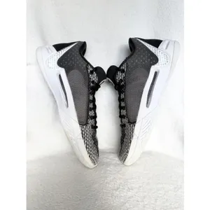Nike Sabrina 1 Women’s 8 Good condition Black/White thumbnail 6