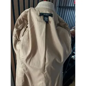 Body by Victoria Victoria’s Secret 3 bottom tan blazer size 2 office wear attire thumbnail 4