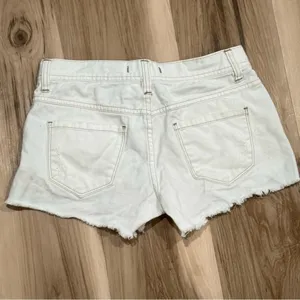 Free People White Low Rise Cutoff Jean Shorts Women’s 24 thumbnail 5