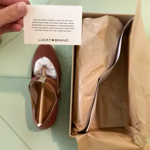 Lucky Brand Women's Albajane Mary Jane Ballet Flat Gold Accent in Henna sz 7.5 M thumbnail 4