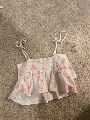light pink bow floral top Size M thumbnail 3