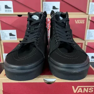 Vans Women's Black Trainers thumbnail 4