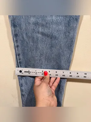 Meshki women’s straight leg light blue denim size 8 high rise raw hem thumbnail 5