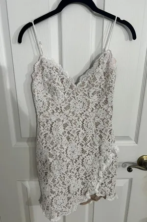 Selfie Leslie White Lace Dress thumbnail 5