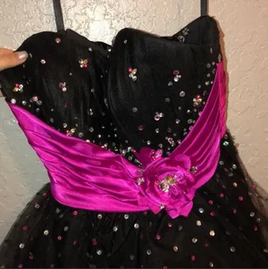 Dress thumbnail 2
