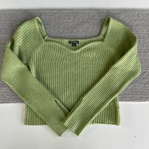 Wild Fable Light Heather Green Sweatheart Neckline Ribbed Cropped Sweater Sz L thumbnail 9