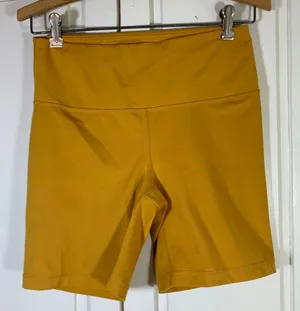 Yogalicious Lux Womens Mustard Yellow High Waisted Yoga GymShorts Size Medium thumbnail 1