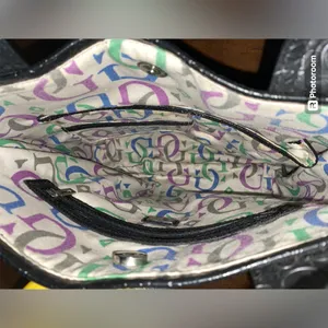 Guess tote bag. thumbnail 2