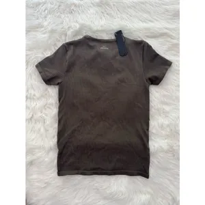 Nike Skims Ribbed Seamless Short Sleeve Top Dusty Oakmoss / Dune Size Medium thumbnail 8