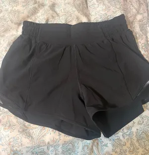 Lululemon Hotty Hot Shorts Black thumbnail 1