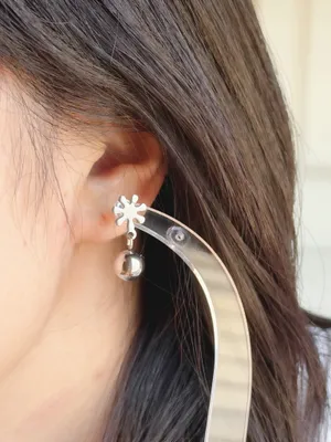 Handmade fully stainless steel flower & ball dangle earrings🌼 thumbnail 2