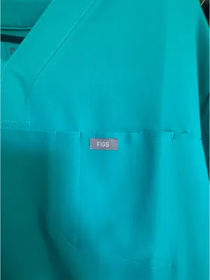 FIGS Relaxed Scrub Top  thumbnail 4