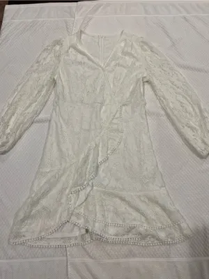 Women's White Lace Long Sleeve Wrap Dress thumbnail 2