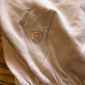 Lululemon Tank  Cropped  Elastic Hem Light Pink thumbnail 6