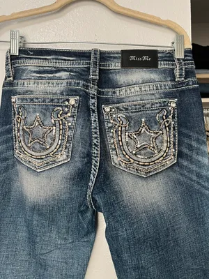 Miss Me Buckle Jeans thumbnail 2