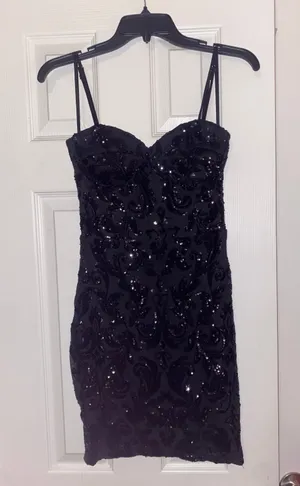 Windsor Formal Dress thumbnail 1