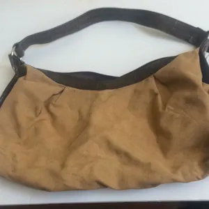 FINAL MARKDOWN Ladies small hobo style bag thumbnail 1