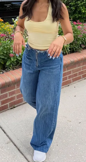 Wide Leg High-Rise Women’s Jeans - Classic Blue thumbnail 1