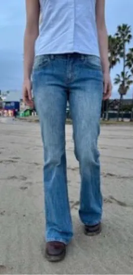 Brandy Melville Brielle 90’s jeans bootcut lowrise size sm thumbnail 1
