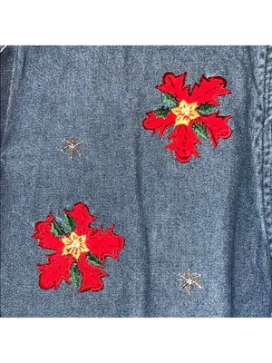 Vintage Jean Shirt Denim Shirt Holiday Embroidery Christmas Cottagecore 90s thumbnail 7
