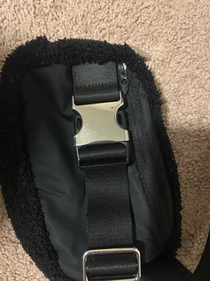 lululemon athletica Black Sherpa Belt Bag thumbnail 5