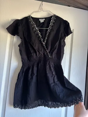 Motherhood Maternity black shirt thumbnail 1