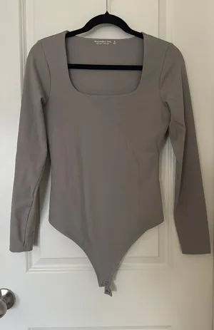Abercrombie Bodysuit Long Sleeve Soft AF thumbnail 1