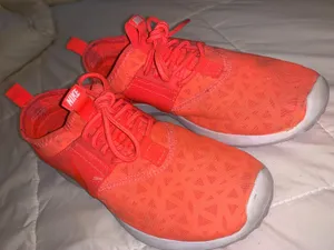 Orange  shoes thumbnail 1