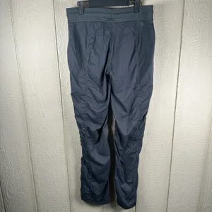 The North Face Aphrodite 2.0 Hiking Pants Womens Large Gray Ruched Athletic thumbnail 3