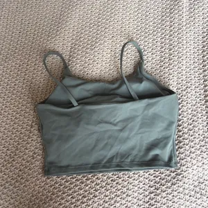 Green Workout Top Size M thumbnail 2