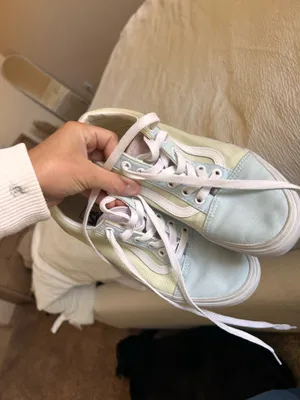 vans  thumbnail 5