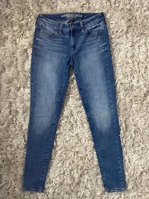 American Eagle Outfitters Jeans thumbnail 1