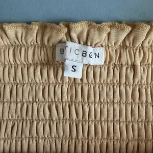 Baltic Born Vivaldi Smocked French Gold Velvet Puff Sleeve‎ Midi Dress thumbnail 5