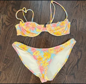 Triangl Swimwear Set thumbnail 1