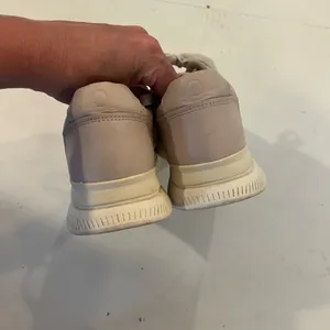 EVERLANE- The Trainer Sneaker Tan Size 9 thumbnail 6