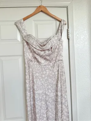 Birdy Grey Mia Dress Matte Satin Almond Dreamy Floral Maxi M White Pearl Gray thumbnail 4