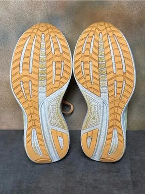 Saucony Ride 18 Women's Orange Running Shoes Size 9 thumbnail 16
