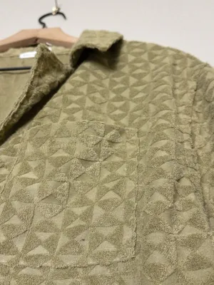 Avec Les Filles Textured Button Down Shirt S Triangle Terrycloth Olive Cover Up thumbnail 8